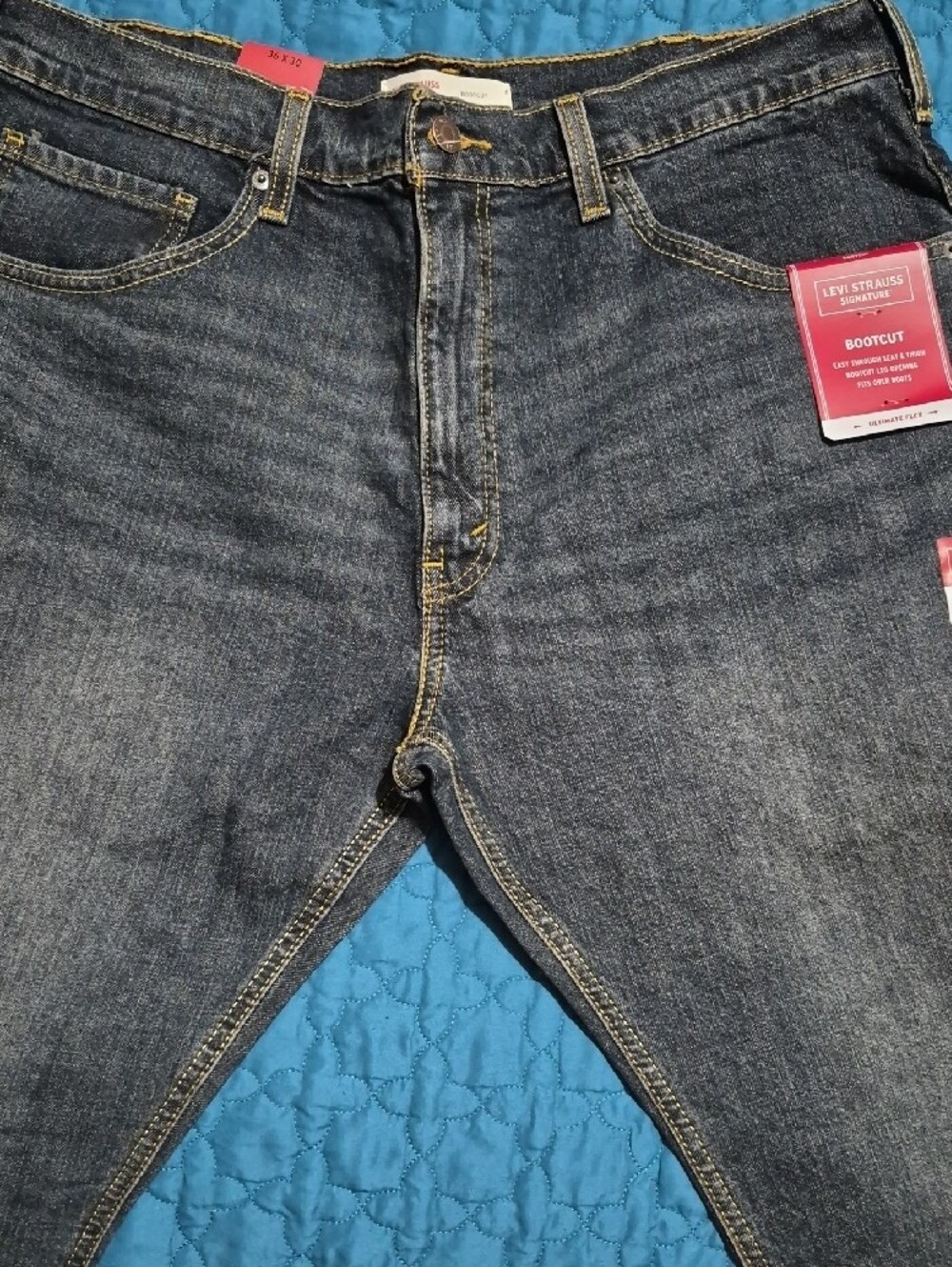 Levi's Bootcut Men's Jeans — Dark Blue Denim